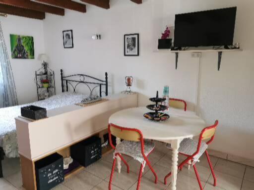 Studio Tres Agreable Totalement Independant Dans Maison Avec Cour Sans Vis A Vis Βίλα Vittel Εξωτερικό φωτογραφία